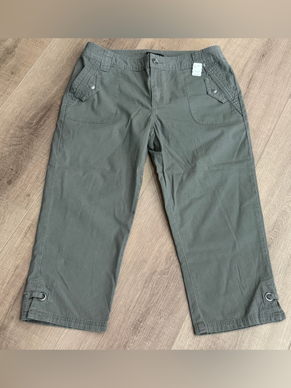 Tribal Women Olive Green Capris Pants Size 10 Cotton Zip Style 867430-253 NEW